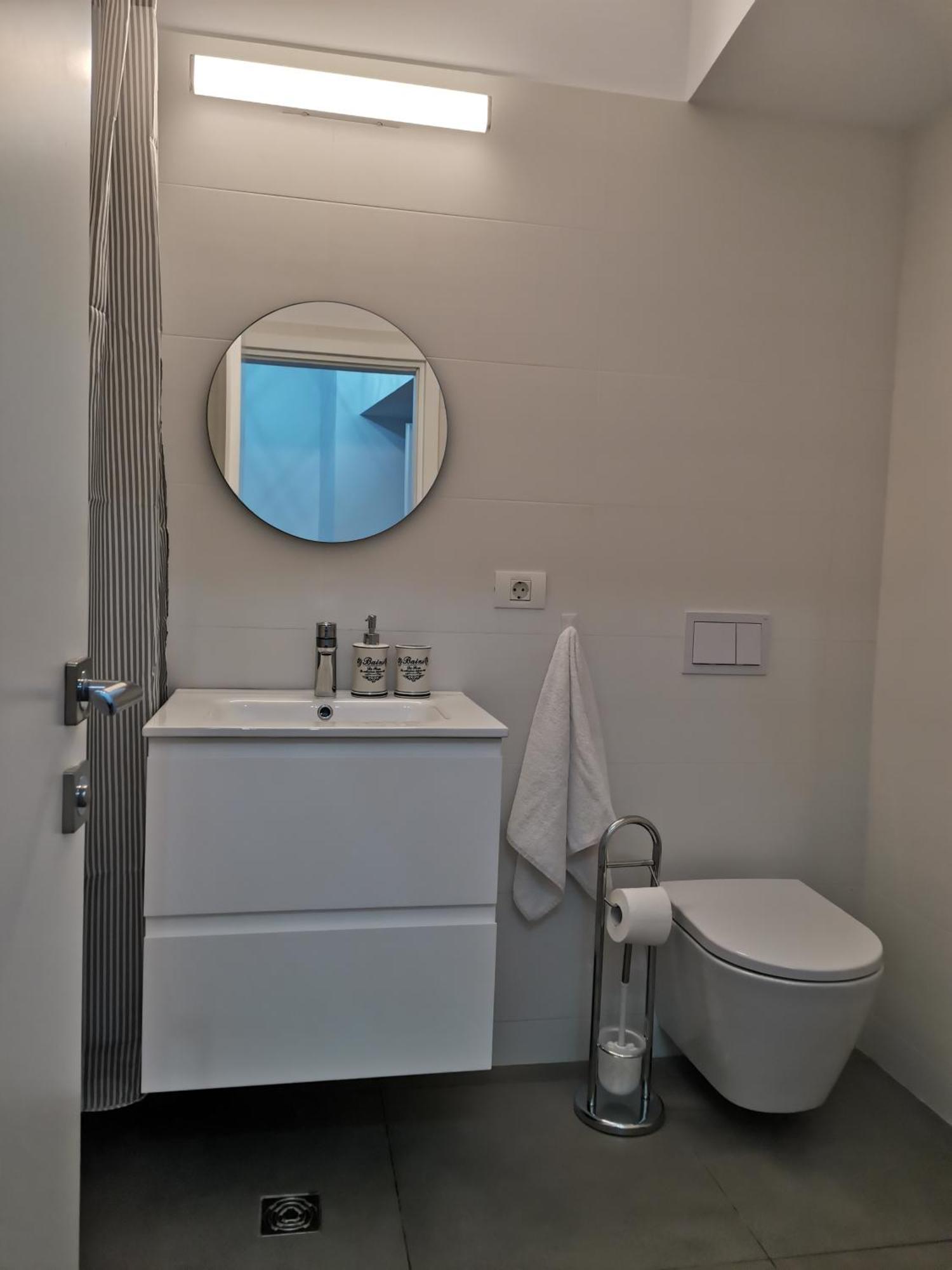 City Center Accommodation - 108 雷希察 外观 照片